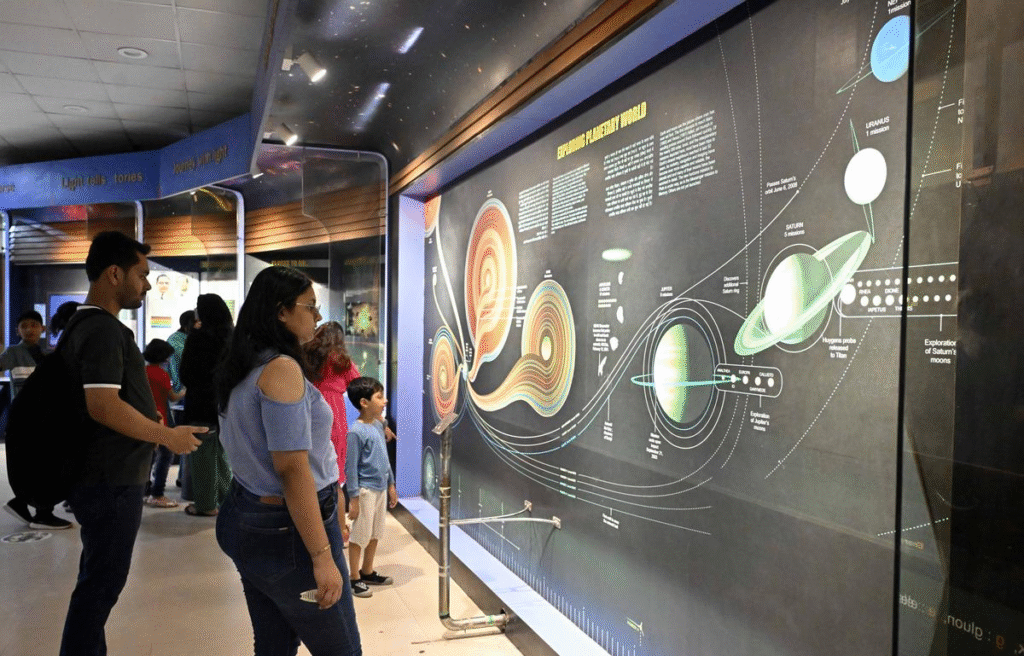 Nehru Planetarium Delhi: Timings, Ticket Price, Parking and Nearest Metro Station 2 image 305