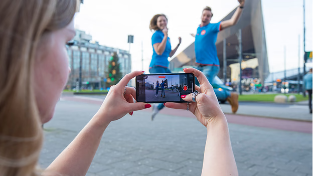 Mastering Mobile Photography: 10 Tips for Taking Better Photos with Your Smartphone 6 Use Burst Mode to Capture Movement